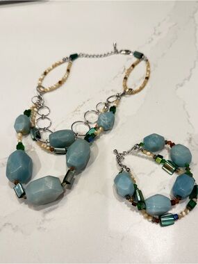 Layered necklace and bracelet set